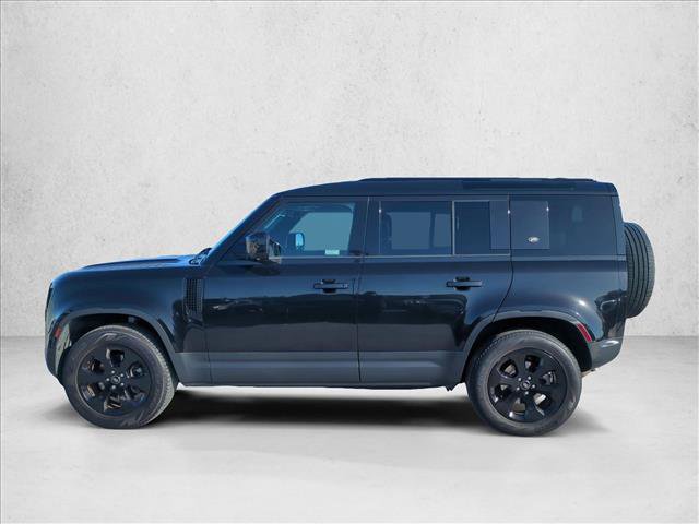 Used 2023 Land Rover Defender 110 S AWD/4WD image 9