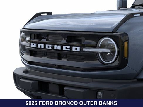 New 2025 Ford Bronco Outer Banks AWD/4WD image 18