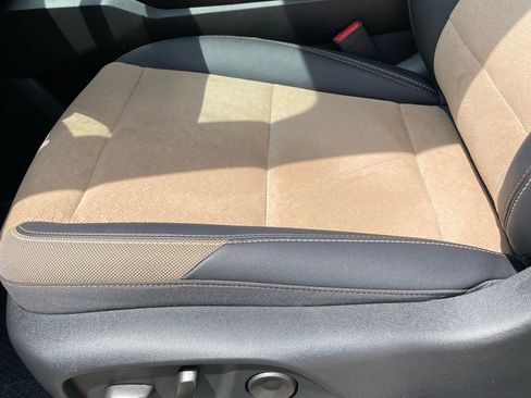 Certified 2025 Chevrolet Equinox ACTIV w/ Safety and Technology Package image 23