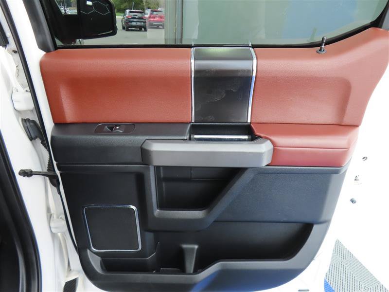 Used 2018 Ford F150 Platinum w/ Equipment Group 701A Luxury AWD/4WD image 35