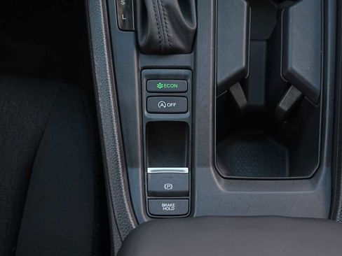 Used 2025 Honda Accord LX image 21