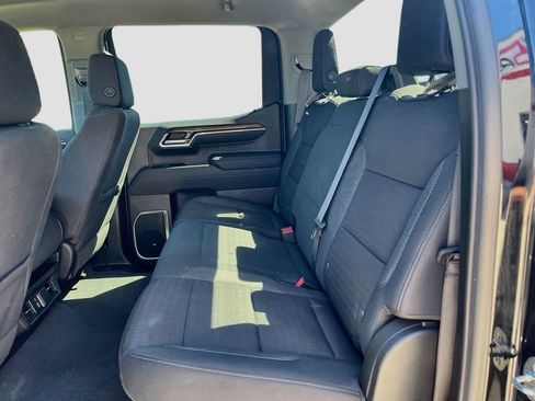 Used 2023 Chevrolet Silverado 1500 LT AWD/4WD image 25