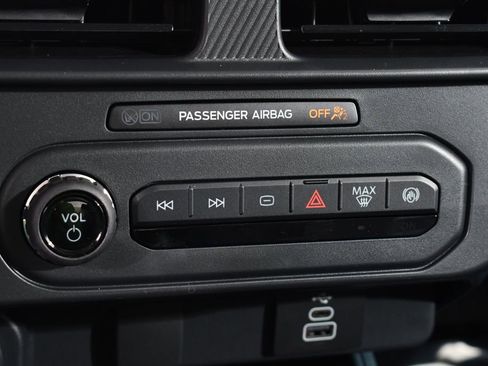 New 2025 Ford Maverick XLT w/ XLT Luxury Package image 28