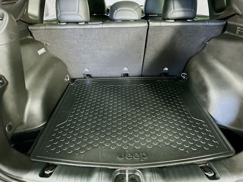 Certified 2025 Jeep Compass Trailhawk w/ Trailhawk Elite Group image 36