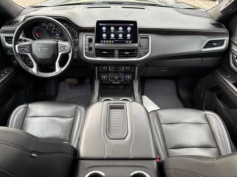 Used 2021 Chevrolet Suburban Z71 w/ Z71 Signature Package image 37