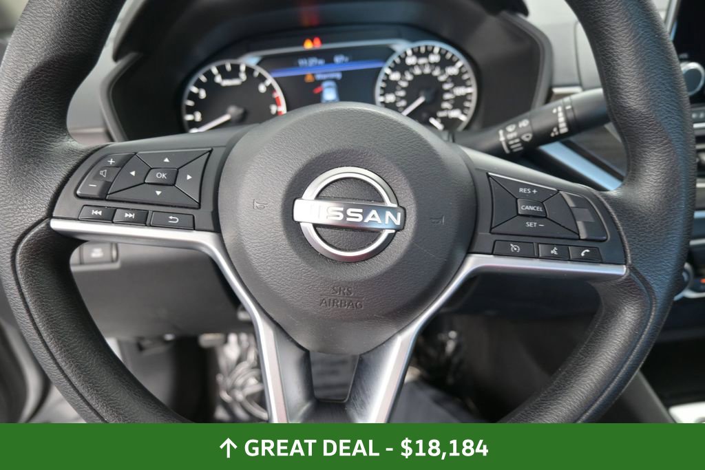 Used 2024 Nissan Altima 2.5 SV FWD image 36