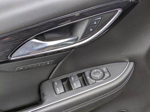 Certified 2023 Buick Envision Essence AWD/4WD image 10