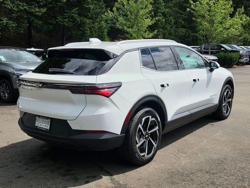 New 2026 Chevrolet Equinox EV LT AWD/4WD image 5