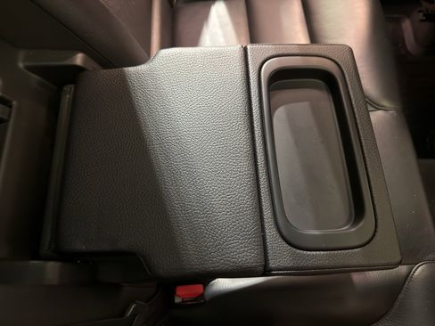 Used 2018 Volvo XC60 T5 Inscription w/ Convenience Package image 28