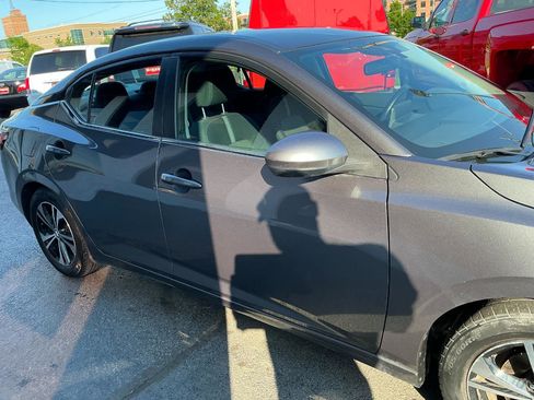 Used 2021 Nissan Sentra SV FWD image 25