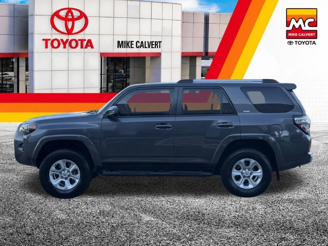Used 2021 Toyota 4Runner SR5 RWD image 3