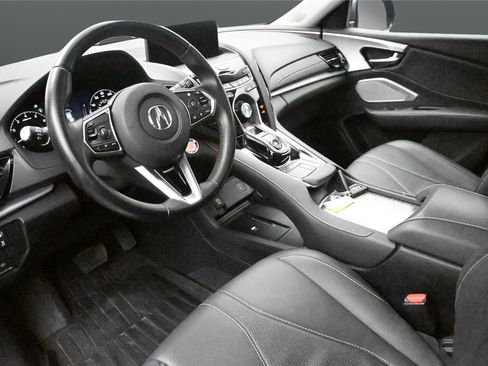 Certified 2024 Acura RDX SH-AWD w/ Technology Package image 2