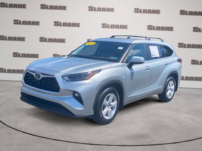 Used 2023 Toyota Highlander LE
