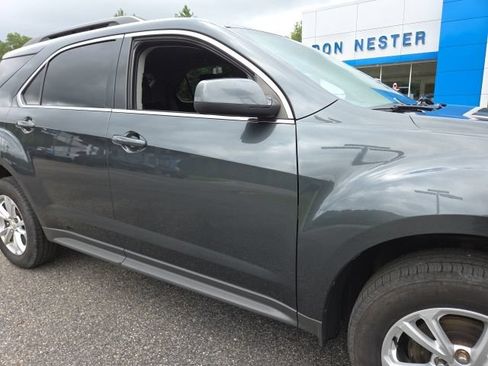 Used 2017 Chevrolet Equinox LT w/ Convenience Package FWD image 10