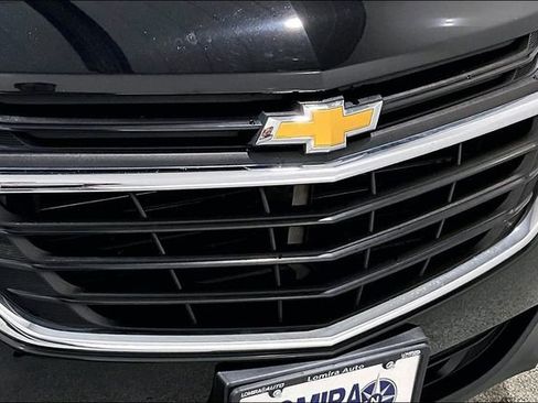 Used 2018 Chevrolet Equinox LT image 33