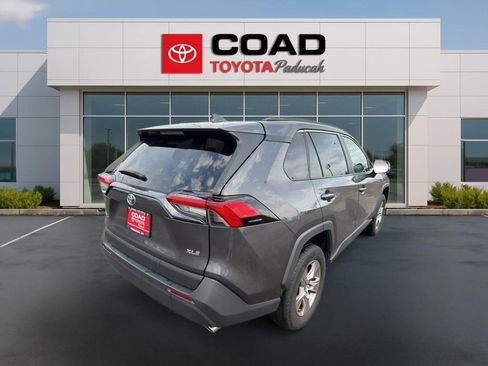 Used 2025 Toyota RAV4 XLE FWD image 5