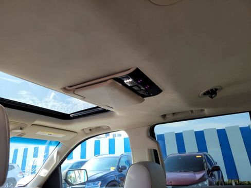 Used 2018 GMC Yukon XL Denali w/ Denali Ultimate Package image 6