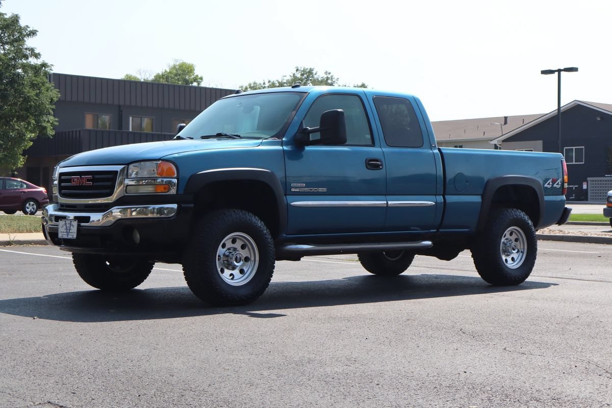 Used 2004 GMC Sierra 2500 SLT w/ Heavy-Duty Power Package AWD/4WD image 11