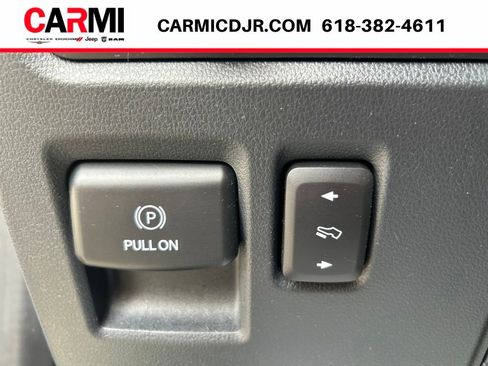 Used 2022 Ford F150 Raptor w/ Equipment Group 801A High AWD/4WD image 18