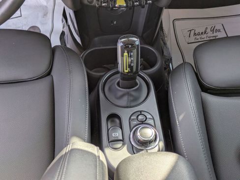 Used 2023 MINI Cooper SE image 18