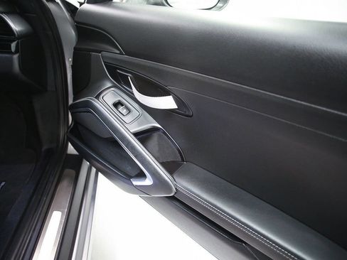 Used 2018 Porsche 911 Carrera T image 25