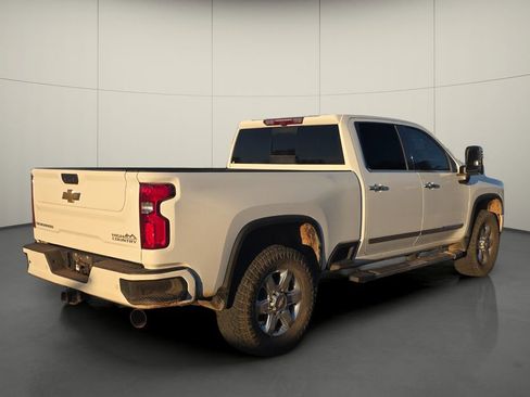 Used 2024 Chevrolet Silverado 3500 High Country w/ High Country Premium Package image 8