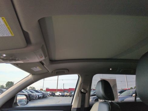 Used 2021 Volkswagen Atlas SEL AWD/4WD image 21