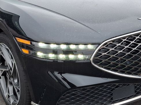 Certified 2023 Genesis G90 3.5T AWD/4WD image 9