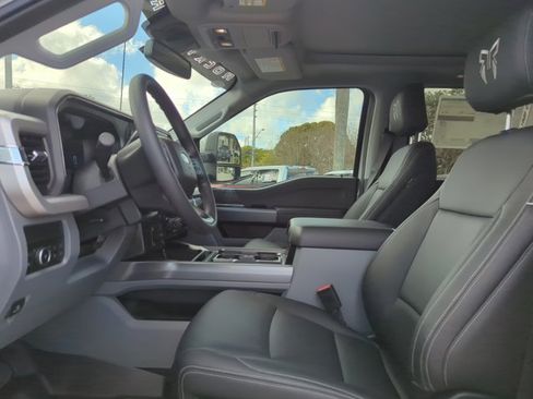 New 2026 Ford F250 XLT w/ XLT Premium Package image 4