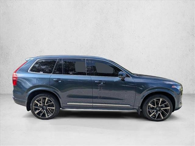 Used 2024 Volvo XC90 B5 Plus w/ Protection Package Premier AWD/4WD image 4
