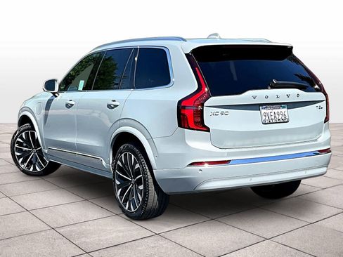 Used 2026 Volvo XC90 T8 Plus w/ Protection Package Premier AWD/4WD image 14