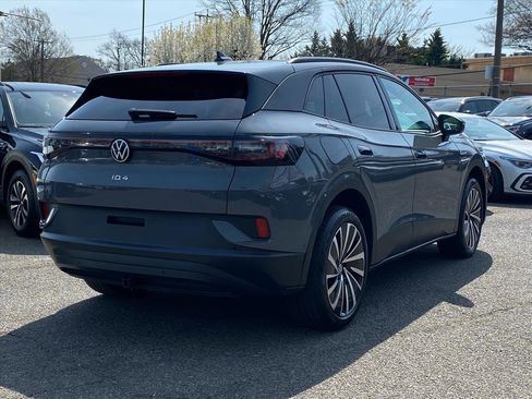 Used 2025 Volkswagen ID.4 Pro image 3