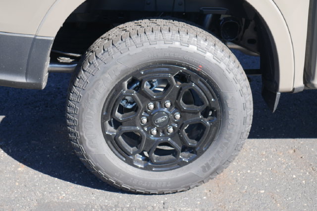 New 2026 Ford Ranger XLT w/ Black Appearance Package AWD/4WD image 12