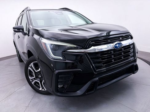 Used 2023 Subaru Ascent Limited AWD/4WD image 3