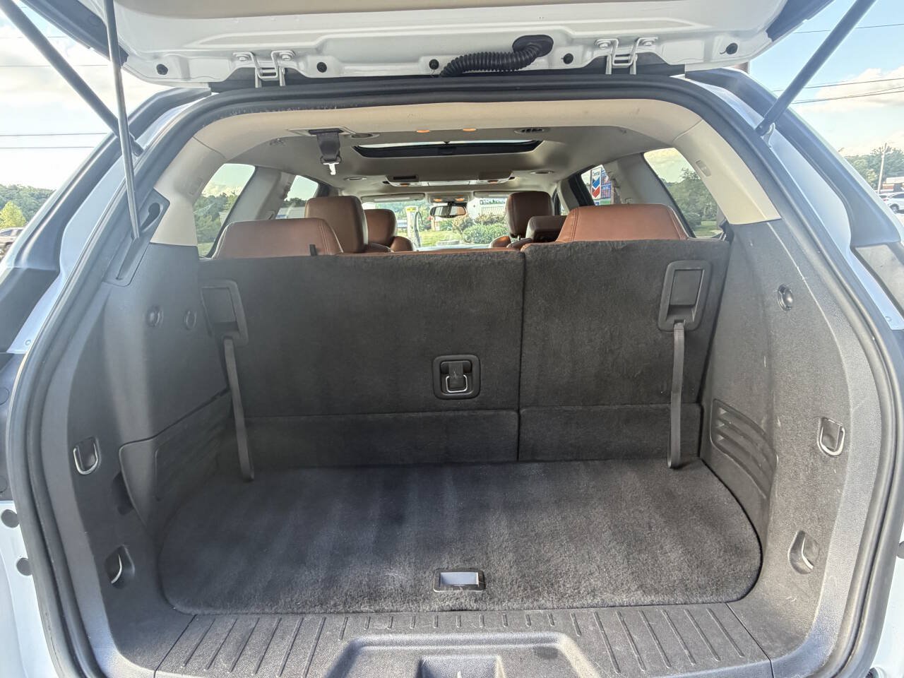 Used 2016 Chevrolet Traverse LTZ AWD/4WD image 23