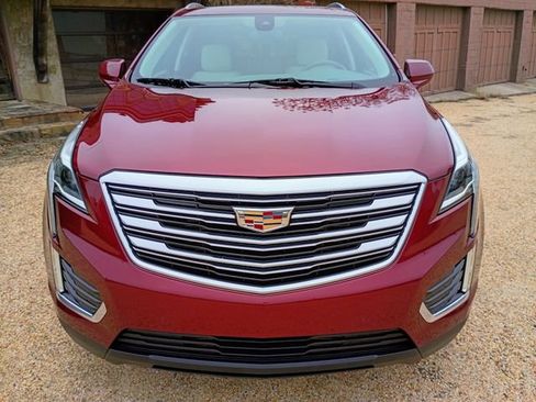 Used 2017 Cadillac XT5 Premium Luxury w/ Advanced Security Package image 4