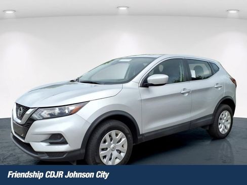 Used 2020 Nissan Rogue Sport S FWD image 1