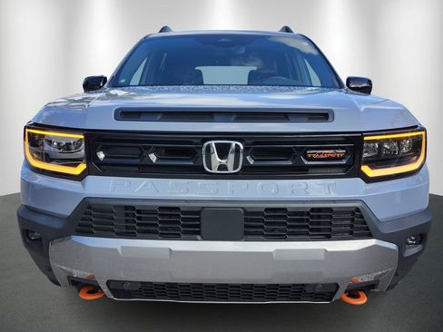 Used 2026 Honda Passport TrailSport image 2