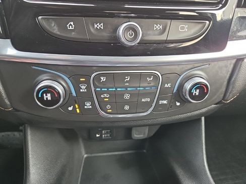 Used 2020 Chevrolet Traverse RS w/ LPO, Floor Liner Package image 46