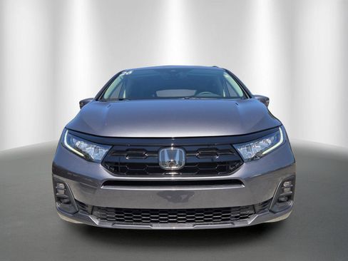 Used 2026 Honda Odyssey Touring image 2