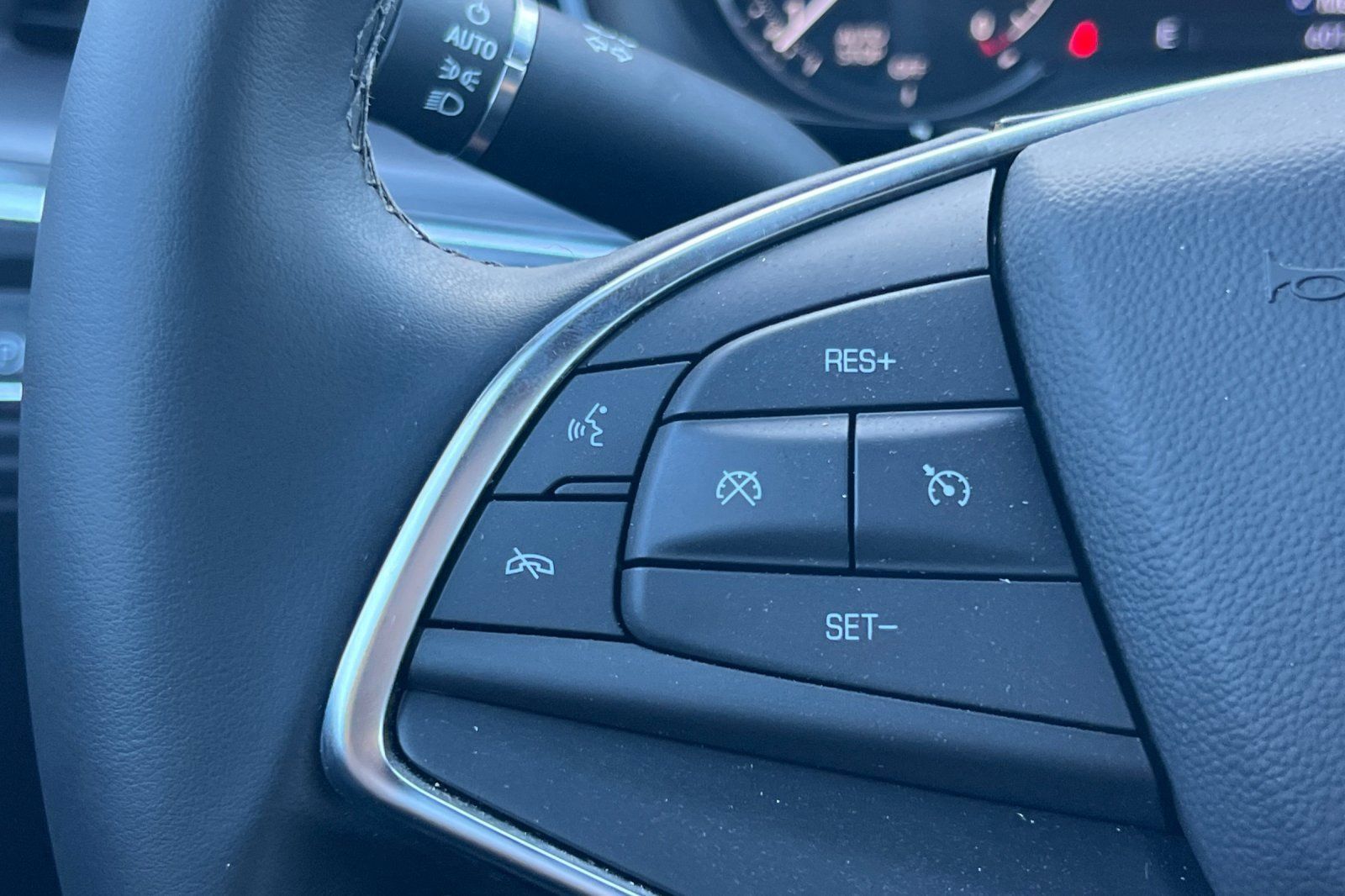 Used 2026 Cadillac XT5 Luxury FWD image 35