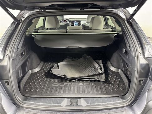 Used 2024 Subaru Outback Premium image 14