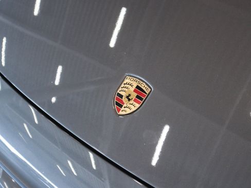 Certified 2021 Porsche 911 Carrera S RWD image 31