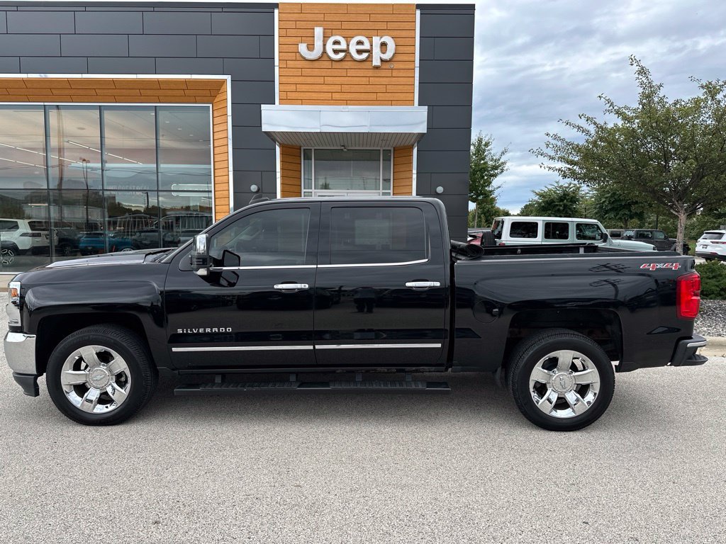 Used 2017 Chevrolet Silverado 1500 LTZ w/ Sport Package AWD/4WD image 9