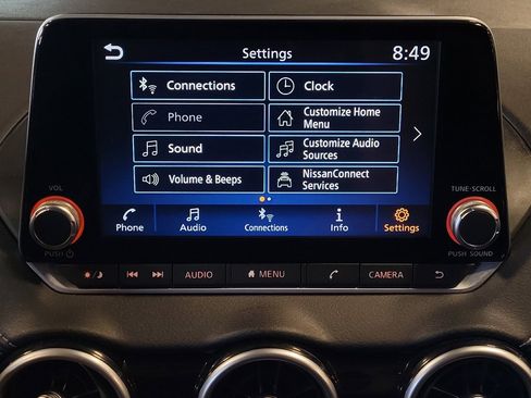 Used 2025 Nissan Sentra SV FWD image 25