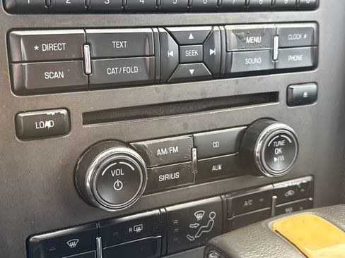 Used 2012 Ford Mustang Premium image 21