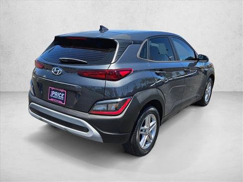 Used 2022 Hyundai Kona SE FWD image 5