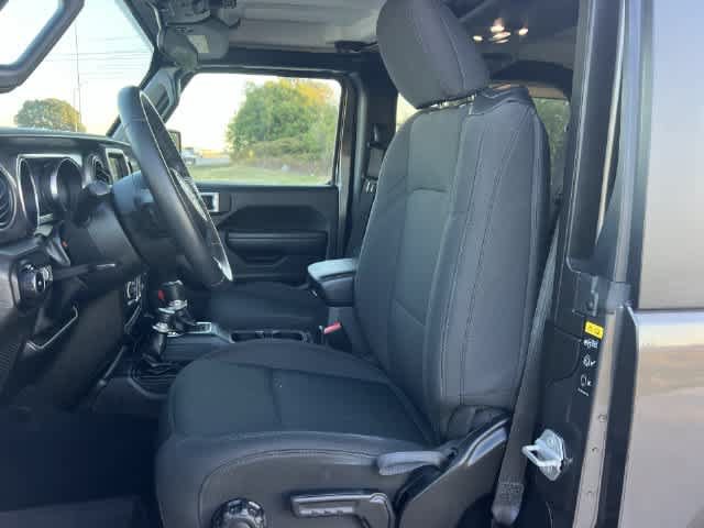 Used 2022 Jeep Wrangler Sport AWD/4WD image 11
