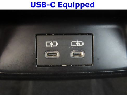 Used 2024 Toyota Corolla LE image 29