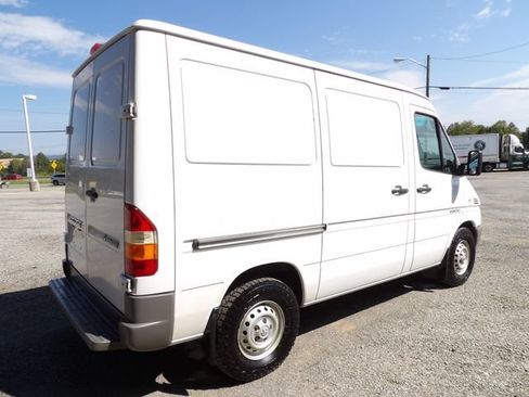 Used 2004 Dodge Sprinter 2500 w/ Cargo Group I RWD image 5